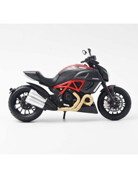 Ducati Diavel carbon  -Motos a escala 1:12