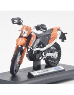 KTM 690 Enduro naranja - Escala 1:18- Tienda de motos de colección