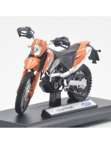 KTM 690 Enduro naranja - Escala 1:18- Tienda de motos de colección