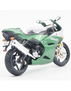 Reneli Tornado Tre1130 verde - Motos a escala 1:12- Sin gasolina 2