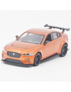 Jaguar XE SV project 8 naranja - Escala 1:38  - tienda de artículos de colección