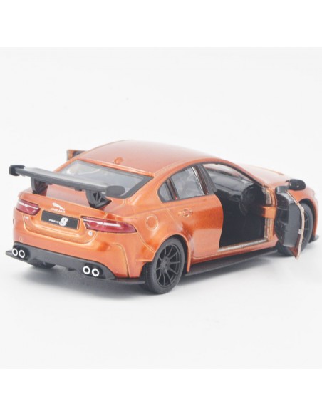 Jaguar XE SV project 8 naranja - Escala 1:38  - tienda de artículos de colección Jaguar XE SV project 8 naranja - Escala 1:38  - tienda de artículos de colección