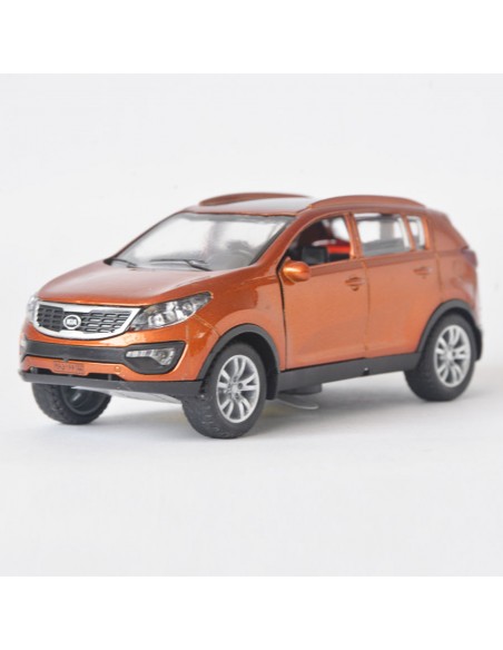 Kia sportage Naranja Escala 1:38 Autos a escala - Sin gasolina