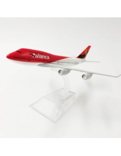 Avianca rojo B747 - Aviones comerciales a escala - Artículos de colección