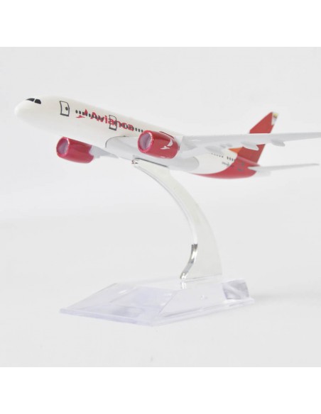 Avianca blanco B787 - aviones a escala