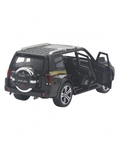 Mitsubishi Montero negro - Escala 1:32 Artículos de colección