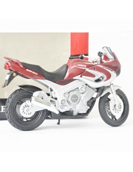 Yamaha TDM 850 2001 - Escala 1:18 - Tienda de artículos de colección Yamaha TDM 850 2001 - Escala 1:18 - Tienda de artículos de colección