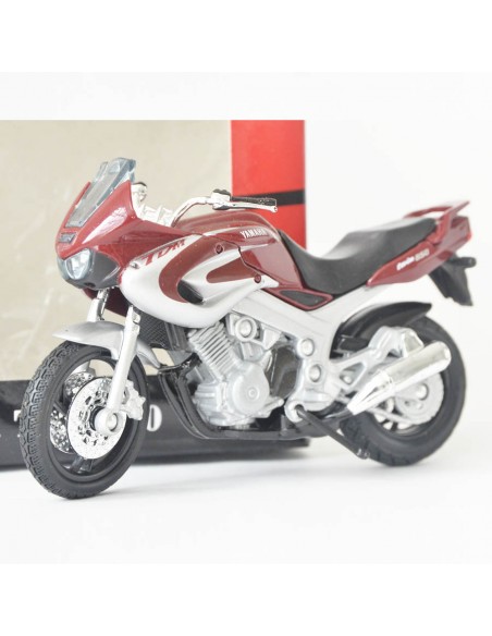 Yamaha TDM 850 2001 - Escala 1:18 - Tienda de artículos de colección